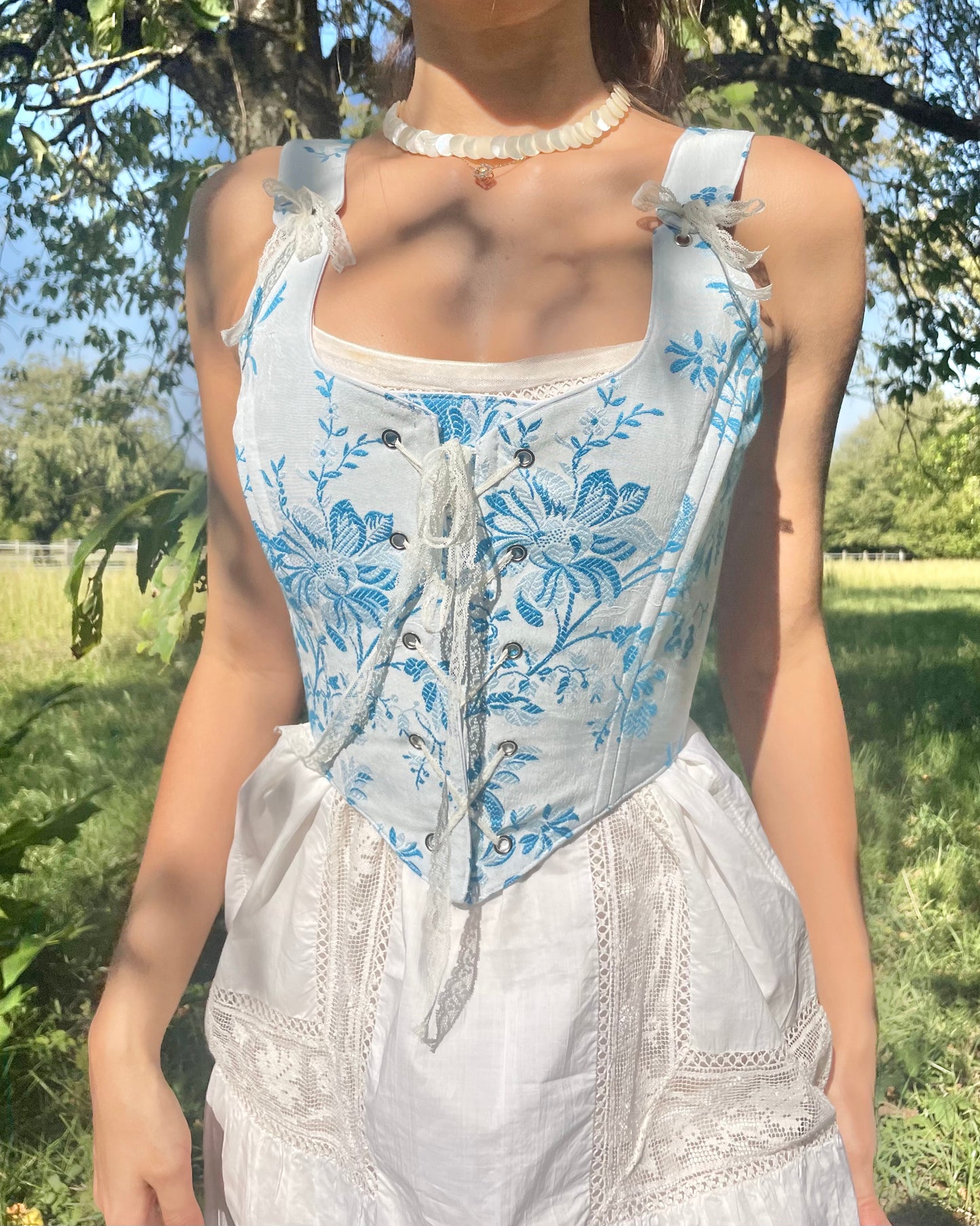 Elsa corset